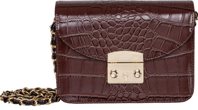 

peaubella Women Evening/Party Brown Leatherette Sling Bag