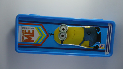 

tako bell minion Geometry Box(Dark Blue)
