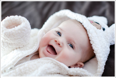 

Cute Baby For Pregnant Women Baby Poster HD Quality Paper 12 * 18 Inch Qty 1 (Size - A3) Paper Print(12 inch X 18 inch, Rolled)