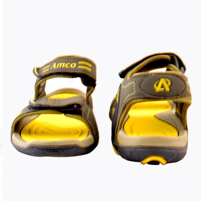 

VIVIDHAM Men YELLOW Sandals