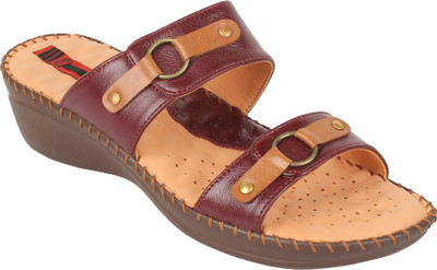 

1 WALK Women Maroon Casual