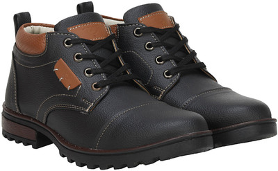 

Knight Ace NotOut Boots For Men(Black