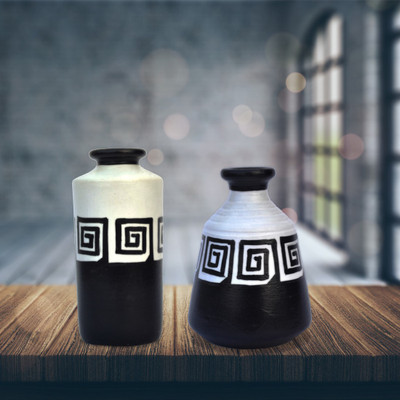 

iHandikart Handpainted Terracotta Warli Pots 4 Inch (Set of 2) 7007-15 Vase Filler(Table Pots)