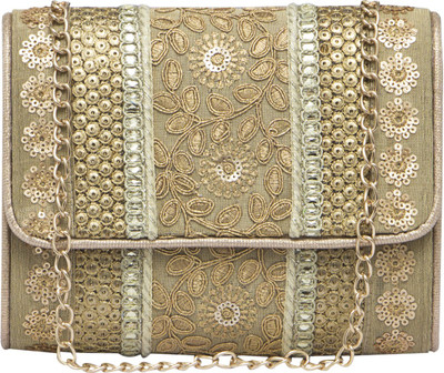 

Balee Fashions Party Gold Clutch