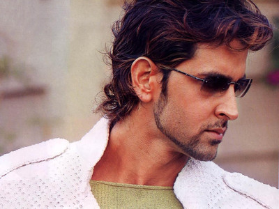 

BOLLYWOOD STAR HRITHIK ROSHAN HD WALLPAPER ON FINE ART PAPER ON 24X36 LARGE PAPER Photographic Paper(36 inch X 24 inch, Rolled)