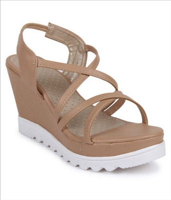

Shoe Cloud Women Brown Wedges