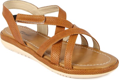 

Shooz Women Tan Flats