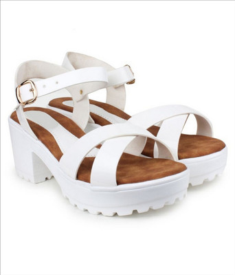 

Shoe Cloud Women White Wedges