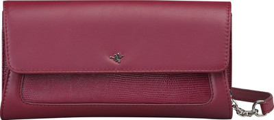 

Ilex London Party Maroon Clutch