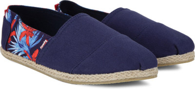 

Superdry JETSTREAM ESPADRILLE Espadrilles For Men(Multicolor, Navy
