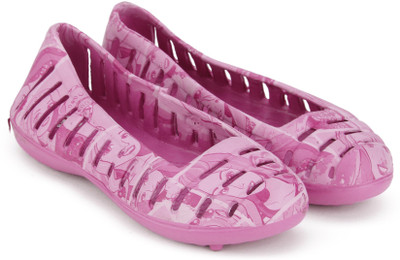

Barbie Girls Slip on Walking Shoes(Pink