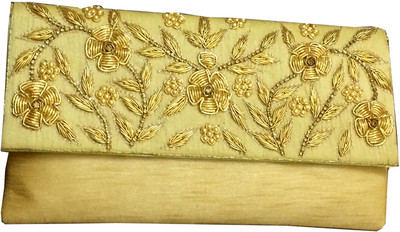 

Fashion Knack Party Gold Clutch