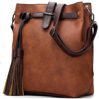 

Tanned Sling Bag(Tan)