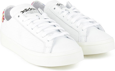 

ADIDAS ORIGINALS COURTVANTAGE W Sneakers For Women(White, Ftwwht/ftwwht/ftwwht