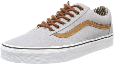 

Vans VN0003Z6IA7 Slip On Sneakers For Men(White