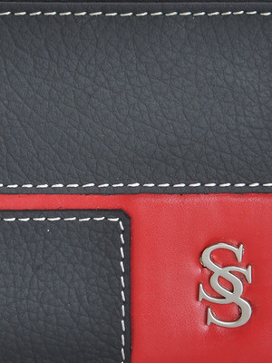 

Second Skin Men Black Genuine Leather Wallet(10 Card Slots)