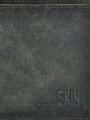 

Second Skin Men Green Genuine Leather Wallet(10 Card Slots)