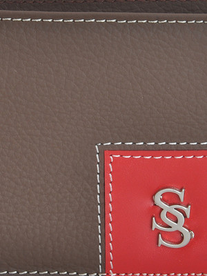 

Second Skin Men Brown Genuine Leather Wallet(10 Card Slots)