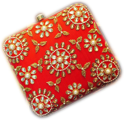 

CRAFTBAZAAR Party Red Clutch