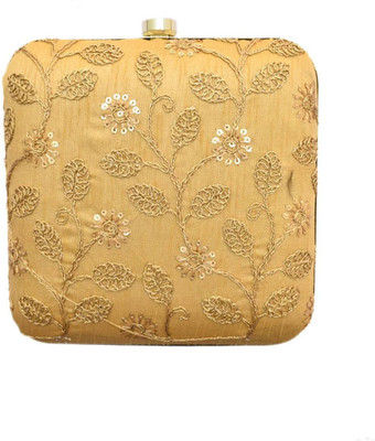 

GiftPiper Party Gold Clutch