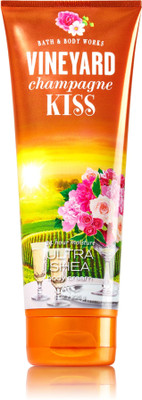

Bath & Body Works Vineyard Champagne Kiss(226 g)