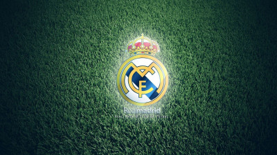 

Real Madrid Fine Quality Sports Wall Poster Fine Art Print(12 inch X 18 inch, Rolled)
