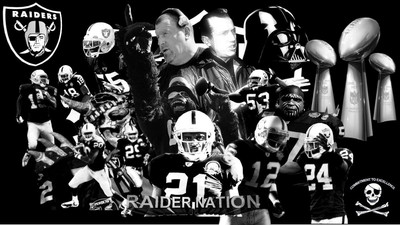 

Oakland Raiders Fine Quality Sports Wall Poster Fine Art Print(12 inch X 18 inch, Rolled)