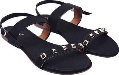 

Jade Women Black Flats