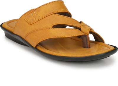 

Fentacia Men Beige Sandals