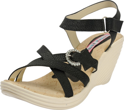 

Belly Ballot Women Black Wedges