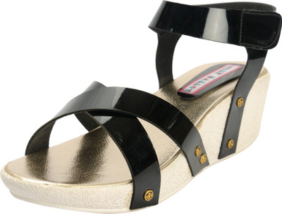 

Belly Ballot Women Black Wedges