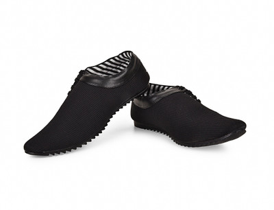

ESSENCE Canvas Slip-On Casual shoes for Men For Men(Black