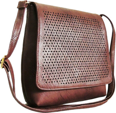 

REHBAR Sling Bag(Brown)
