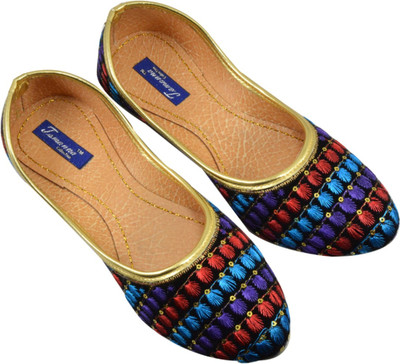 

Tamanna Star bellies Jutis For Women(Multicolor