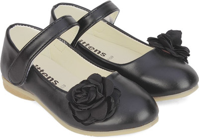 

KITTENS Girls Velcro Ballerinas(Black