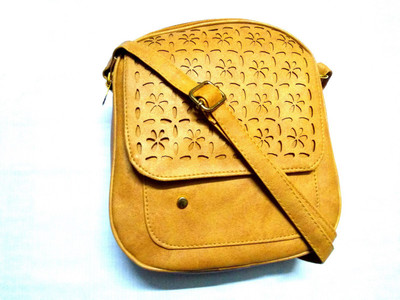 

fashion discovery Women Casual Brown PU, Leatherette, Cotton Sling Bag