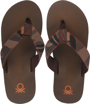 

United Colors of Benetton Flip Flops, 901