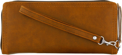 

Fantosy Formal Tan Clutch