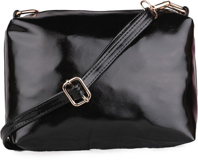 

dyana core Sling Bag(Brown)