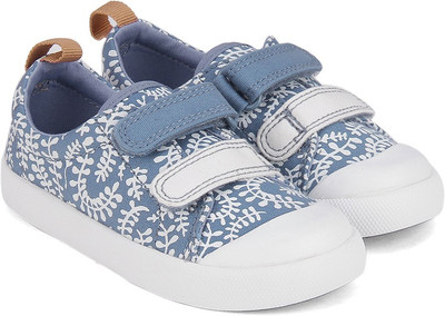 Clarks Boys Velcro Moccasins(Blue, Denim