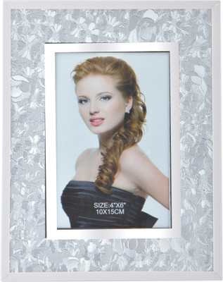 

Rubiaa Silver-plated Photo Frame(Silver, 1 Photos)