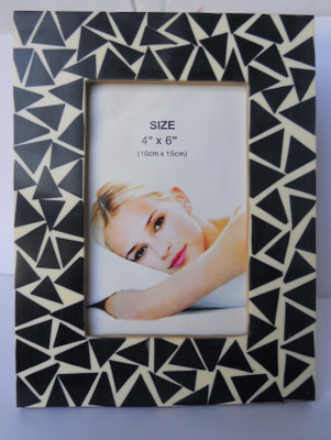 

H.B.Concepts Wood Photo Frame(Black, White, 1 Photos)
