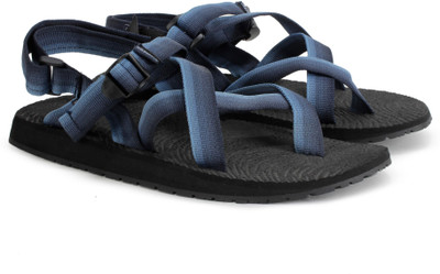 

Wildcraft Men Blue Casual