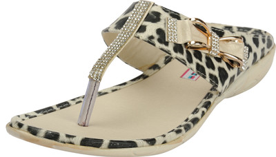 

Belly Ballot Women Cream Wedges