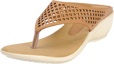 

Belly Ballot Women Tan Wedges