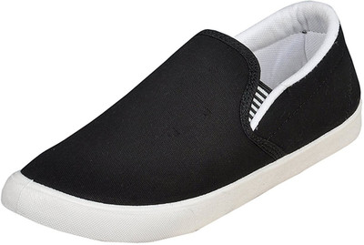 

SKYTAIL Loafers For Men(Black, Black_white