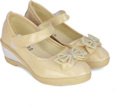 

KITTENS Girls Velcro Ballerinas(Beige