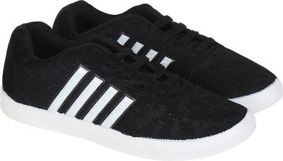 

Surplus Running Shoes For Men(Black, White
