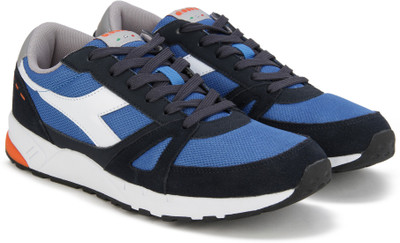 

Diadora RUN 90 Running Shoes For Men(Navy, C4170