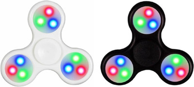 

Tiny's World Staked Wind Spinner(Black, White)